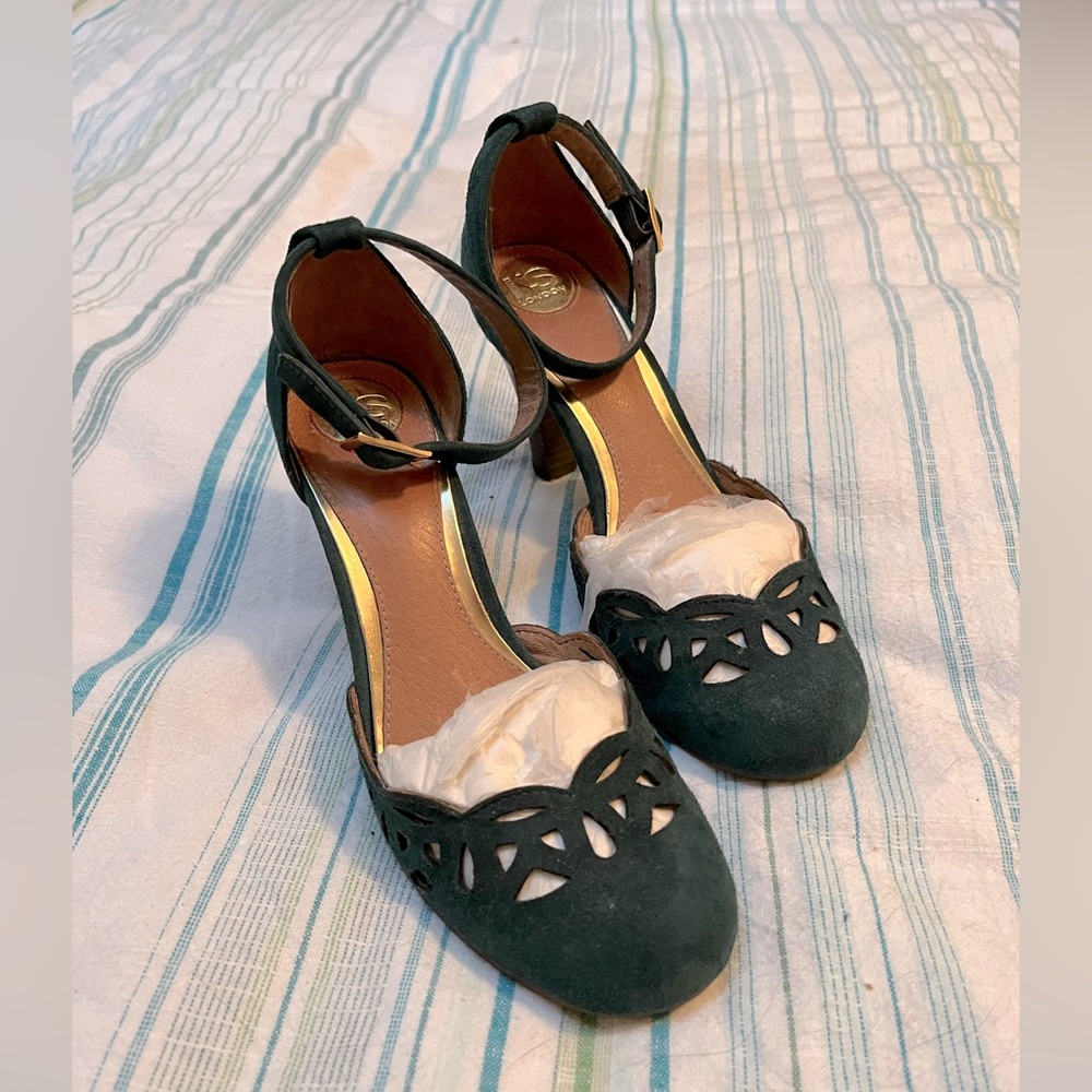 Suede Teal green 3” heel shoe. I’S London